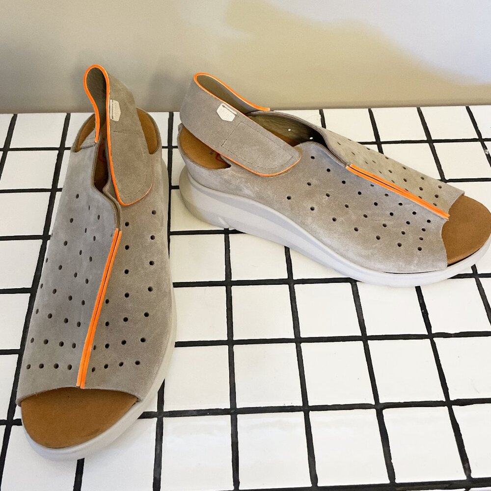 Spanish “On Foot” wedges Size 40